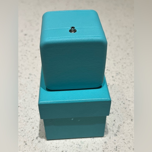Tiffany and co ring box and case - Picture 2 of 5